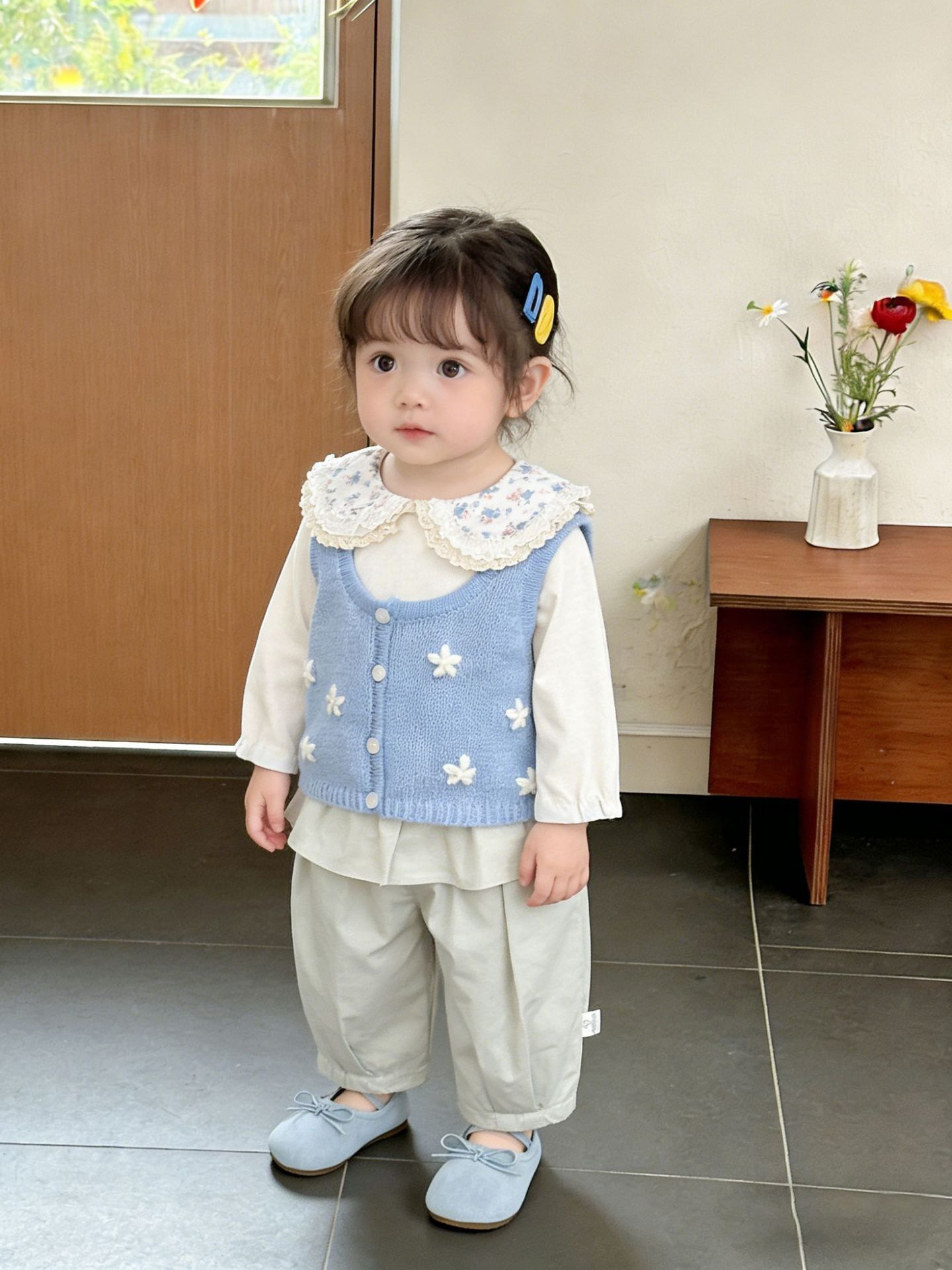 Ropa de primavera de niñas coreana dulce chaleco de punto de flor nueva ropa de bebé plegable con chaleco de vestir exterior