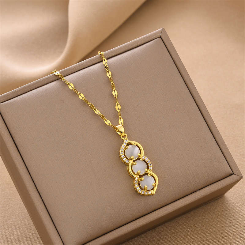 Collar de acero de titanio nuevo transfronterizo, joyería femenina, personalidad de moda, venta caliente simple, joyería de cadena de clavícula femenina, collar creativo image 160