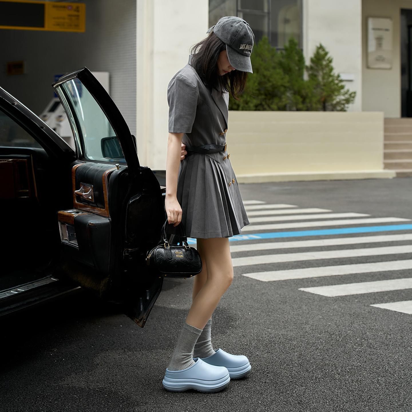 Baotou pantofole da donna 2026 abbigliamento da esterno per la casa guadare sandali da esterno anti-odore antiscivolo con suola spessa scarpe da trampoliere