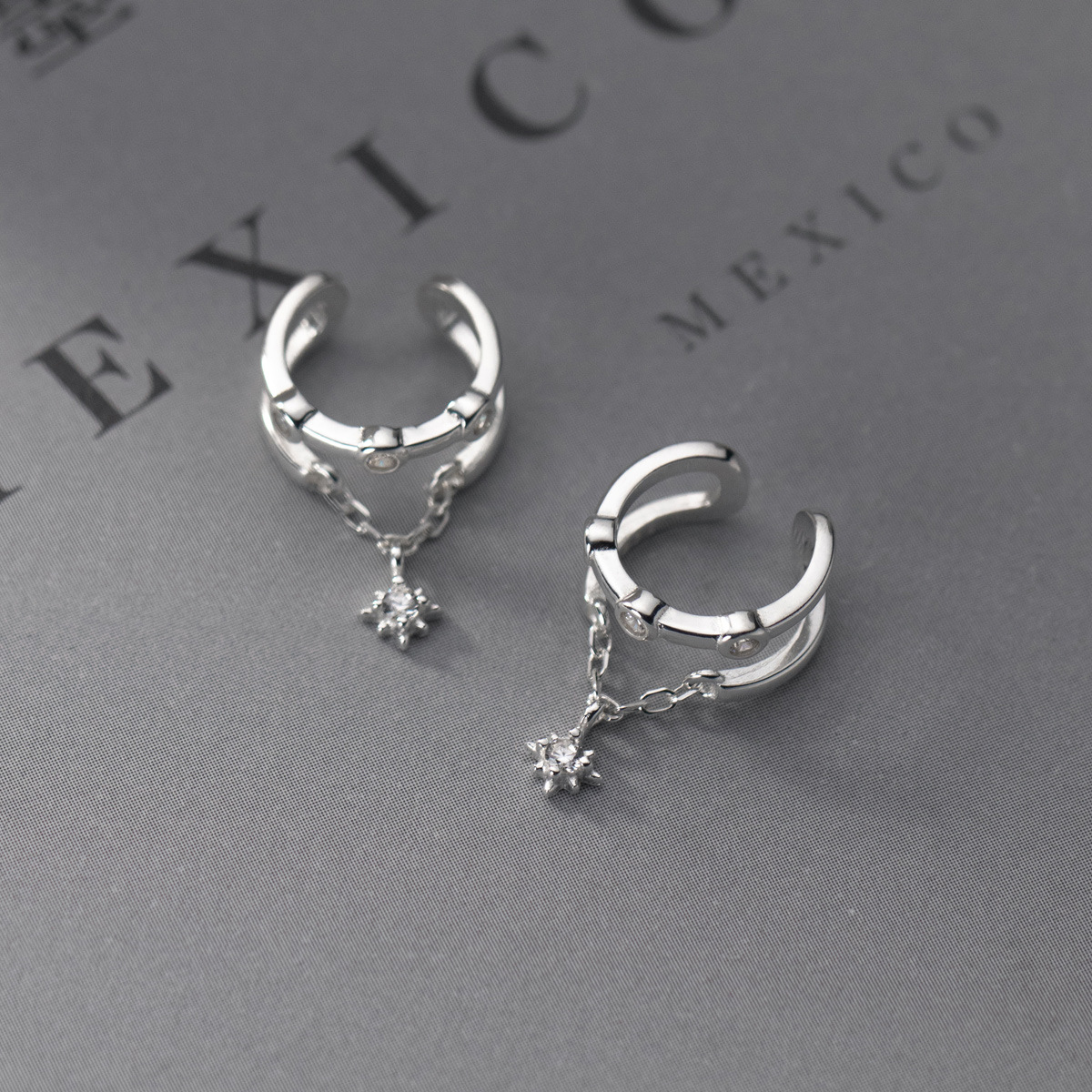 Eloch S925 temperamento de plata esterlina con diamantes de doble capa de auriculares de estilo de alta calidad joyas para orejas de mujer M03291