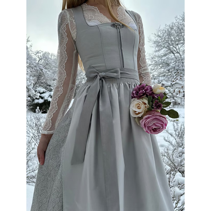 2026 Bestseller on Independent Websites and Amazon: Elegant Women's Oktoberfest Dress from Munich, Germany