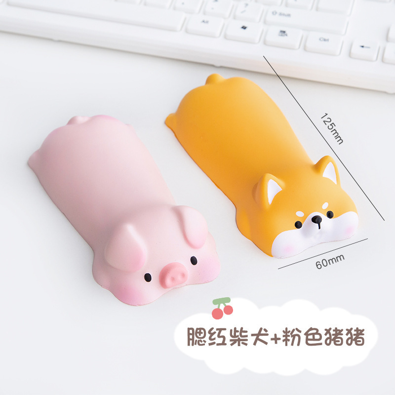 핑크 돼지 + 노란 시바견