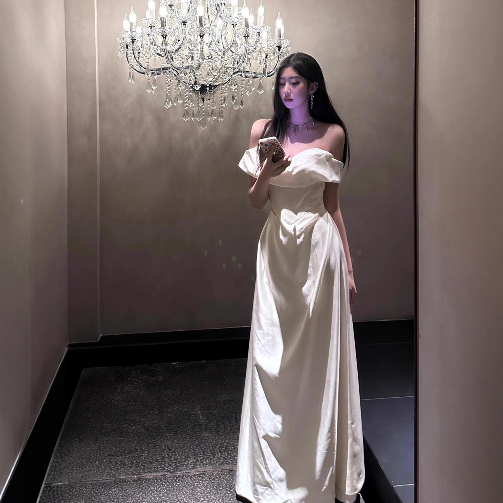 Fashionable Women's Dress, High-End and Stylish, New Dress for Birthday Parties, High-End Socialite Party One-Shoulder Dress