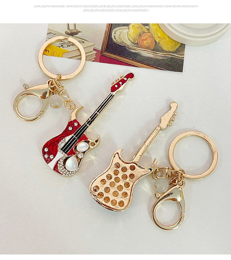 Modern Art Alloy Guitar Unisex Bag Pendant Keychain display picture 4