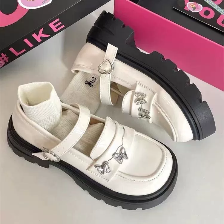 Бабочка толстая подошва и мелкий рот Сладкий 2024 Летние новые одиночные туфли Мэри Джейн женские легкие маленькие ароматные маленькие кожаные туфли