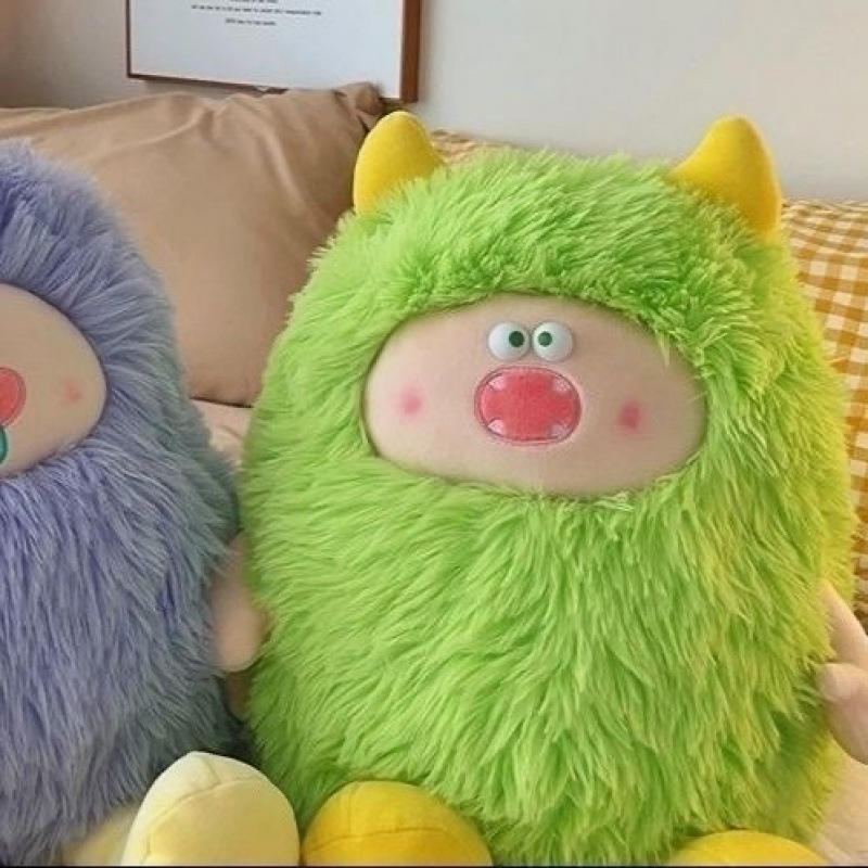 かわいいおかしな毛の小さい怪獣のぬいぐるみのぬいぐるみの醜い萌えの人形の超柔らかいぬいぐるみ|undefined