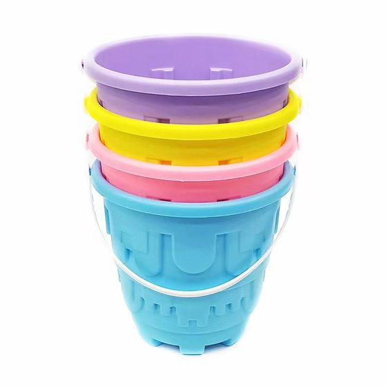 Children's beach toy Castle Bucket Boys and Girls outdoor sand digging snow plastic bucket scenic spot stall bucket wholesale