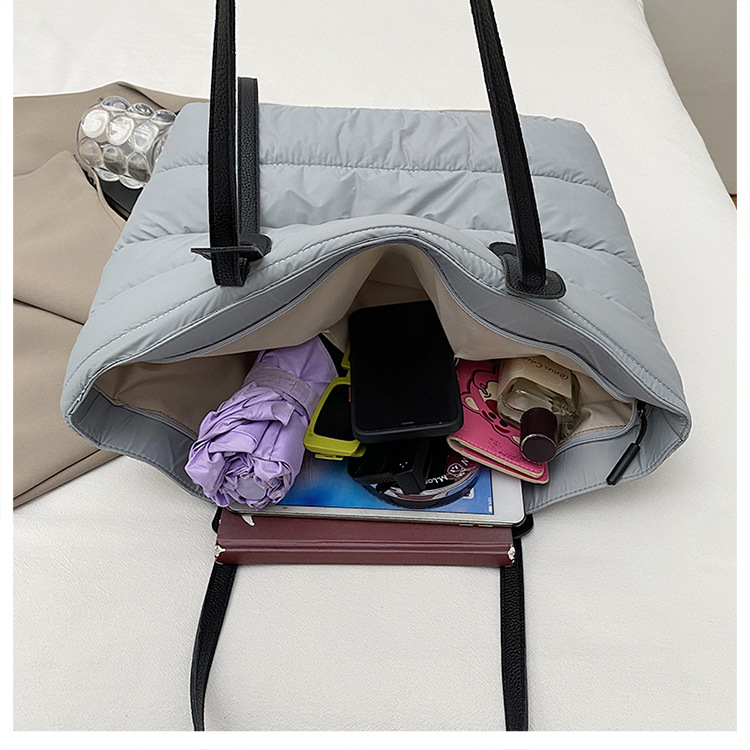 Große Kapazität Cross-Border Baumwoll-Steppjacken-Tasche modische vielseitige leichte Tragetasche Weltraum-Baumwoll-Freizeit-Pendelrucksack Umhängetasche Handtasche