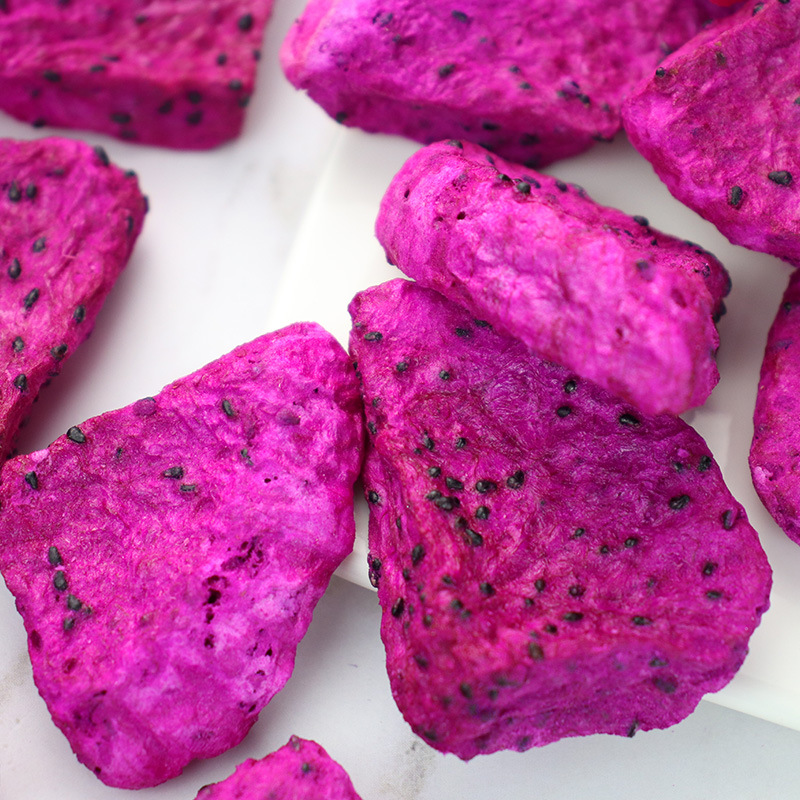 Dehydrated Red Flesh Pitaya Bulk Leisure Trendy Snack Dehydrated Pitaya Fruit Dried Pitaya Crisps Pitaya Cubes