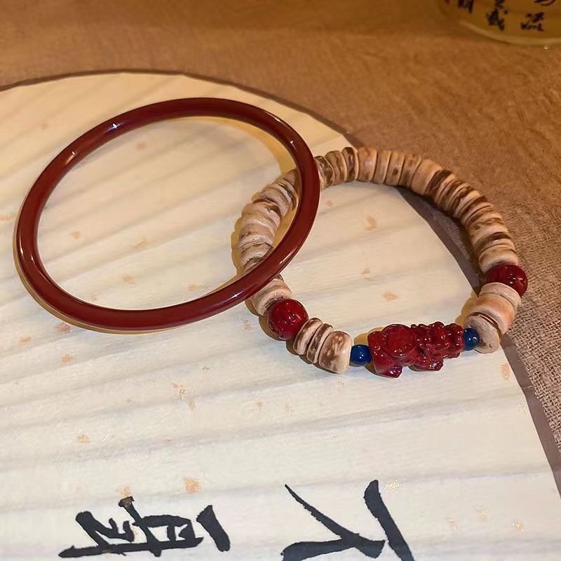 Nuevo estilo chino cáscara de coco cinabrio cuentas pulsera traje ins nicho diseño retro temperamento todo partido antiguo estilo pulsera