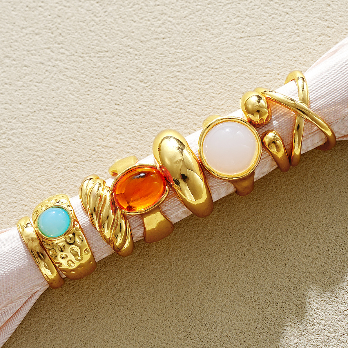 Stackable Ring Set For Women 8-piece Vintage Bohemian Style Rings_voghion.com