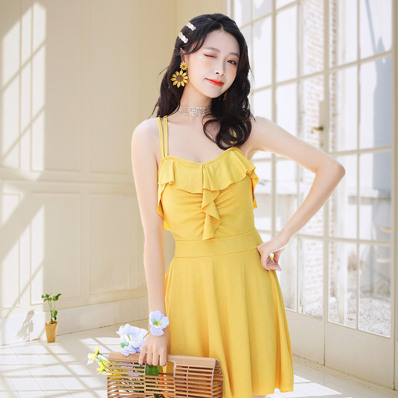 2025 nuevos trajes de baño para mujeres ins coreana unido i color sólido sexy frente al mar cubierto abdomen delgado trajes de baño de vacaciones para mujeres