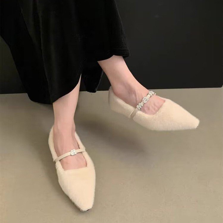 2023 Autunno/inverno Nuova edizione coreana a punta acqua diamante scarpe di peluche per le donne con peluche e stile fata suola piatta scarpe singole_voghion.com