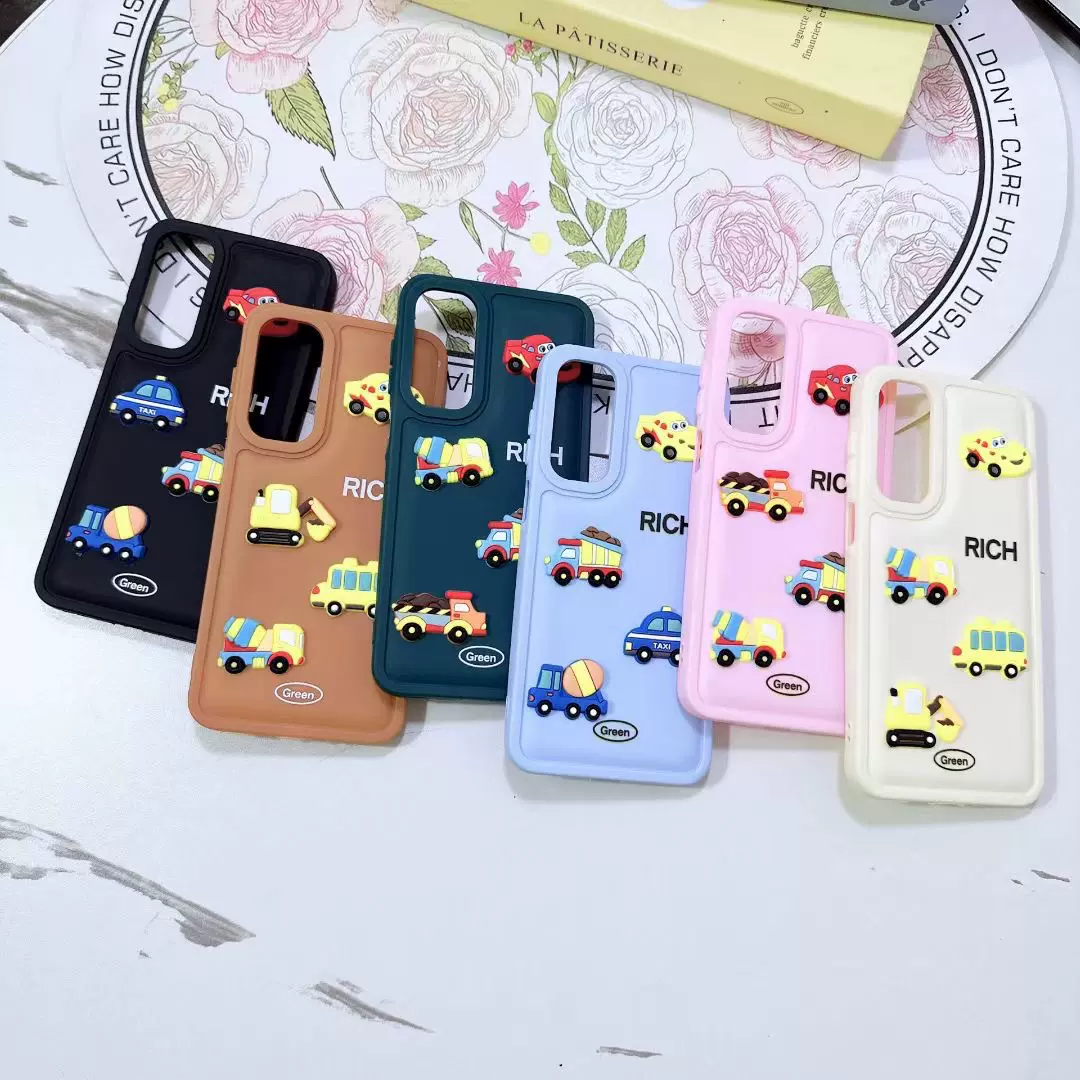 适用iPhone16手机壳15苹果17promax立体卡通公仔外贸潮壳背贴汽车