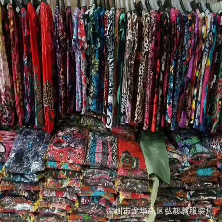 老奶奶衣服 2025夏季新款中老年人女装短袖t恤冰丝 地摊10元模式