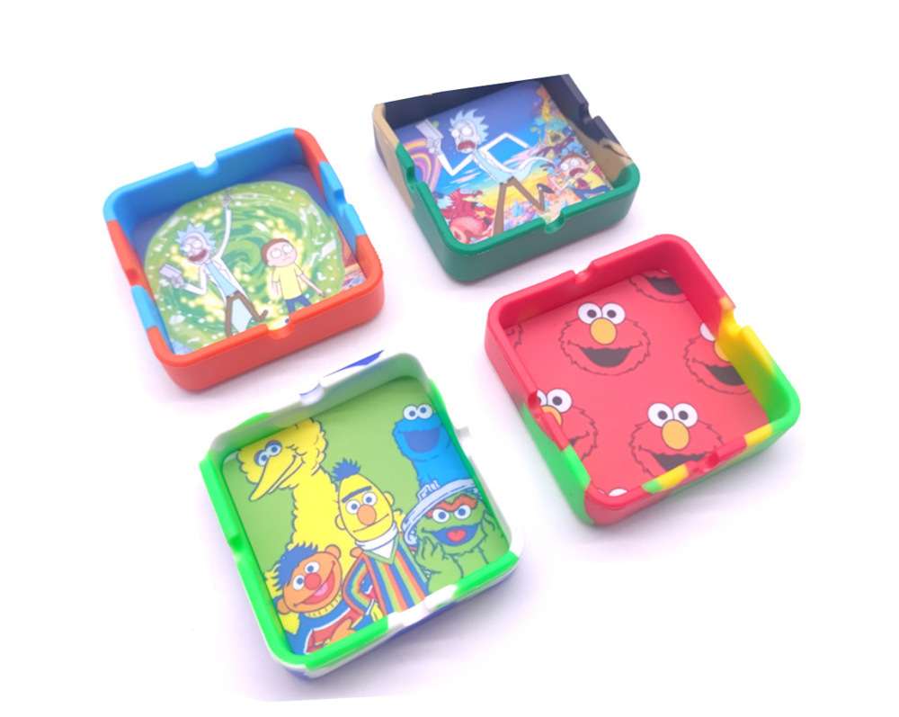 Square Ashtray (118).jpg