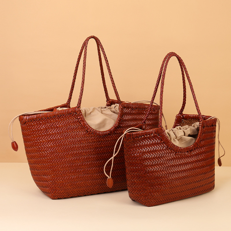French Vintage Cowhide Woven Bag 2025 New Arrival Niche Curved Opening Market Basket Bag Large Capacity Genuine Leather Tote Bag For Women - Thumbnail 2
