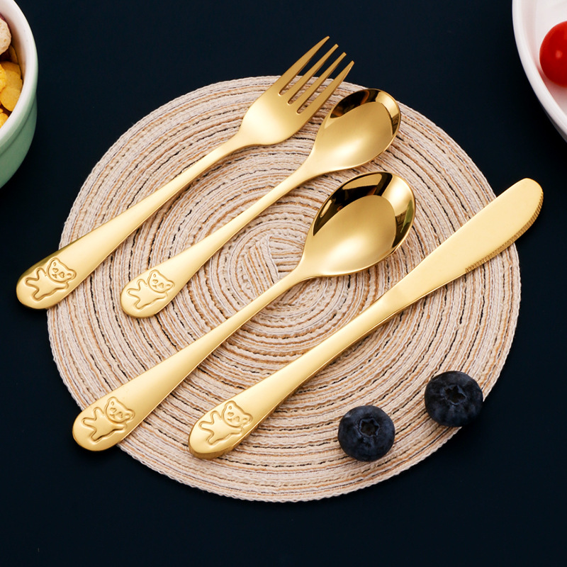 Los niños de acero inoxidable 304 cuchillo y tenedor cuchara Oso de dibujos animados comida occidental de cuatro piezas traje caja de regalo cuchara de té de jardín de infantes