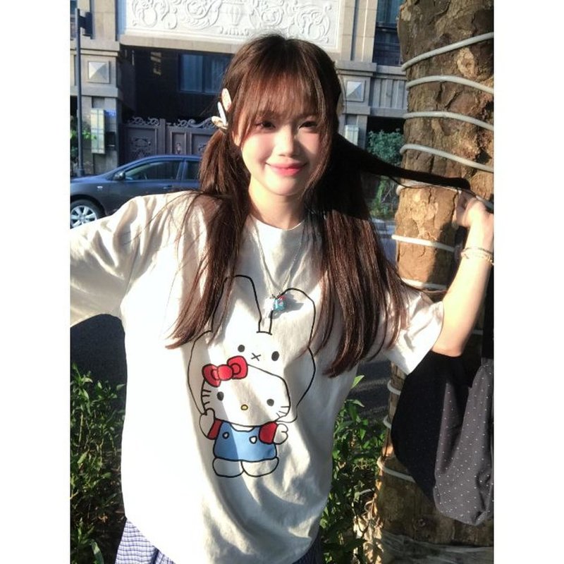 日本の新しい夏のハローキティプリント半袖Tシャツトップス純綿半袖Tシャツ女性用香港スタイル|undefined