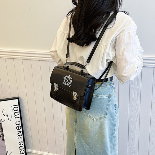 Backpack 2024 new Japanese aesthetic bag shoulder portable messenger bag retro simple crossbody bag trendy bag