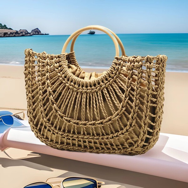 Beach straw woven one-shoulder bag