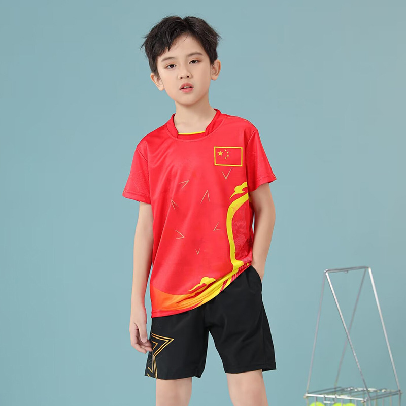 Child B272 red with flag 8007 black shorts