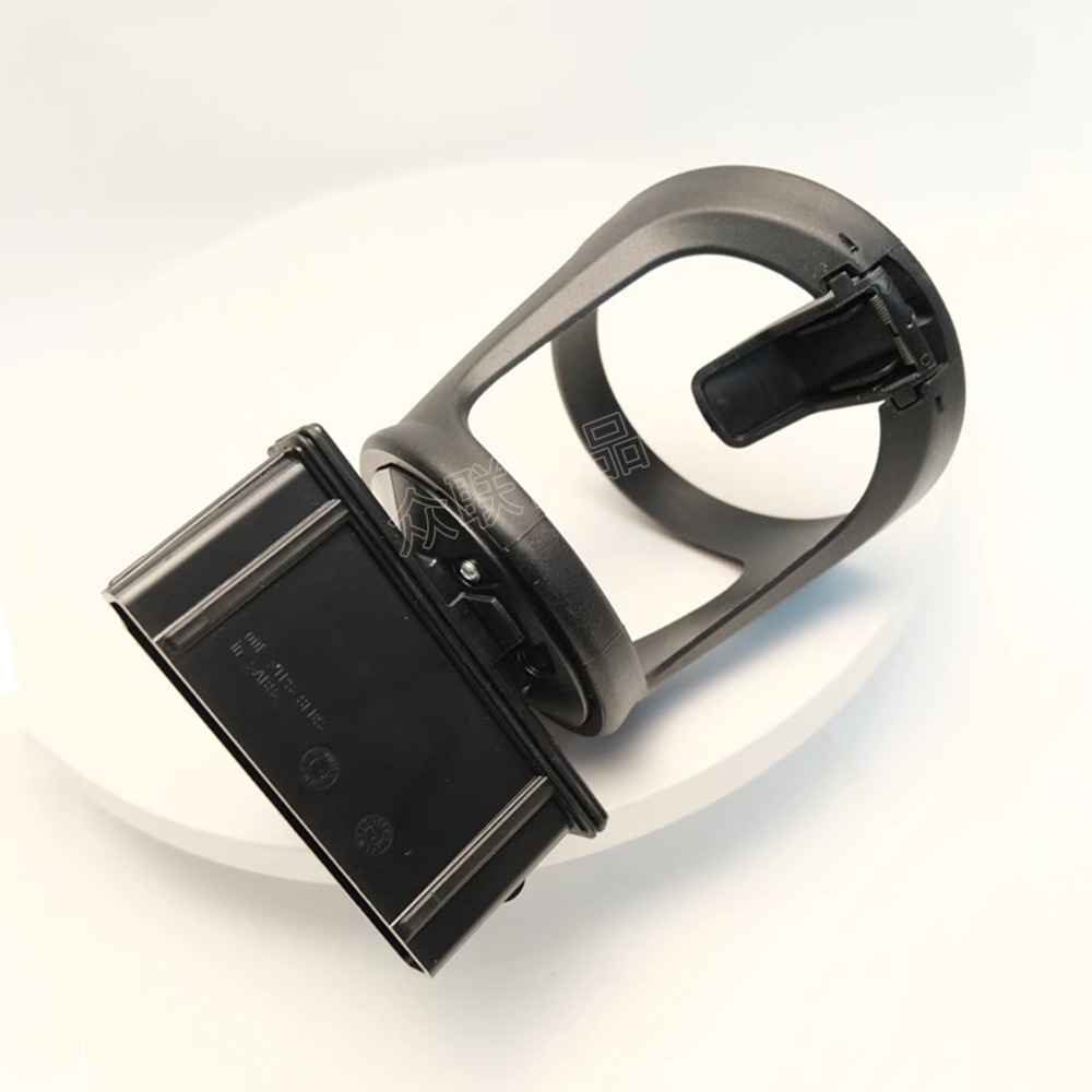 A4478101400 water cup holder is suitable for the rear water cup holder of the Mercedes-Benz Vito V-class W447