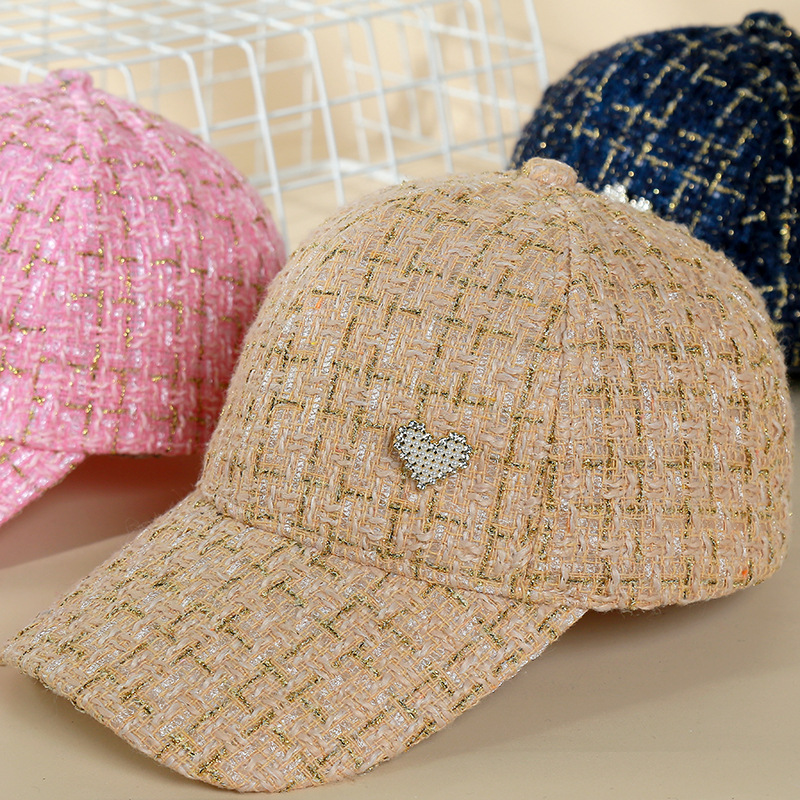 All Seasons Season Women's Retro Simple Style Plaid Heart Shape Rhinestone Pearl Curved Eaves Ivy Cap