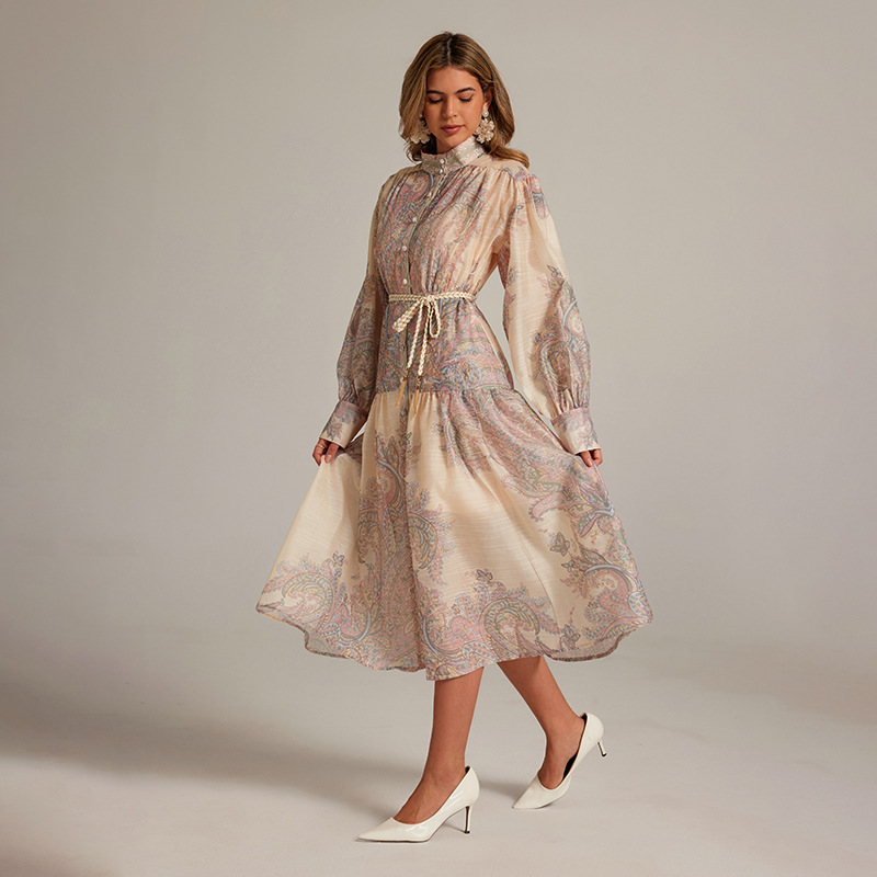 Real Shot of Palace Style Retro Printed Long-Sleeved Dress with Belt
