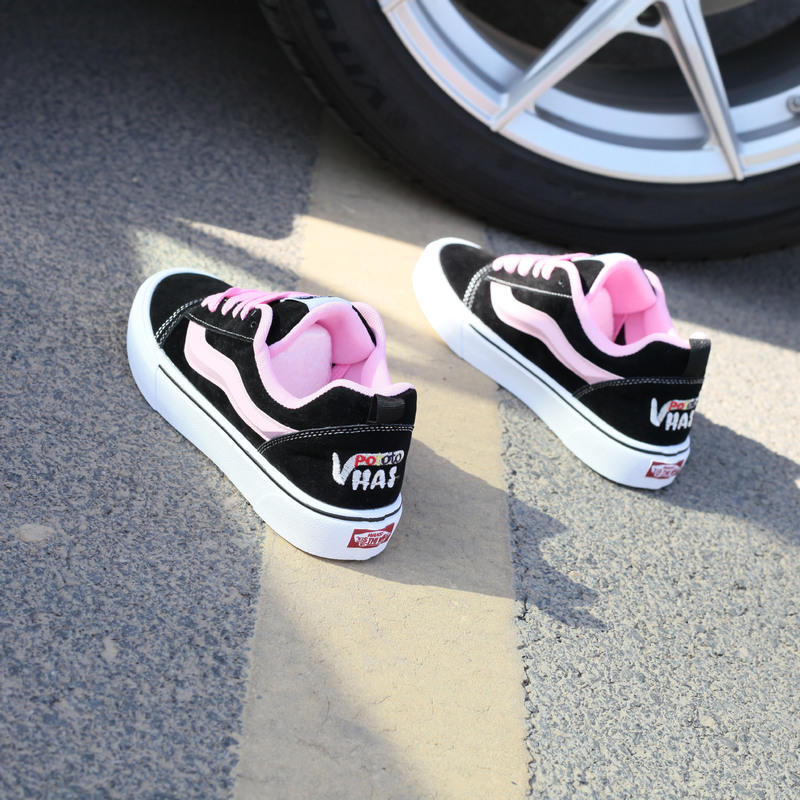 Unisex Embroidered Sneakers, Classic Versatile Casual Shoes, Low-Top Lace-Up Wear-Resistant Trendy Shoes, New Spring and Autumn Models Unisex Embroidered Sneakers, Classic Versatile Casual Shoes, Low-Top Lace-Up Wear-Resistant Trendy Shoes, New Spring and Autumn Models