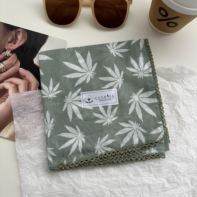 Hoja de arce verde frijol