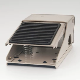 电磁阀;气源处理器;其他气动元件