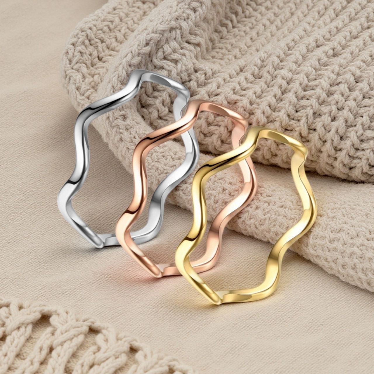 Thin Round Wire Wave Minimalist Stacking Rings for Women, Trendy Geometric Gold-Plated Rings for Women, Fashionable