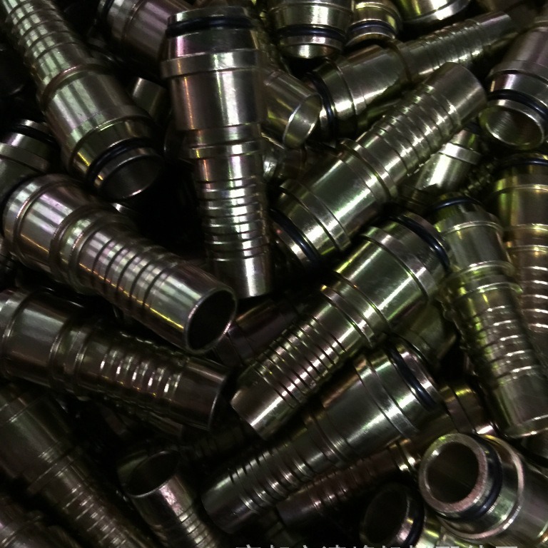 提供各种非标件零件油封座套不锈钢件偏心轮中轴可来图来样