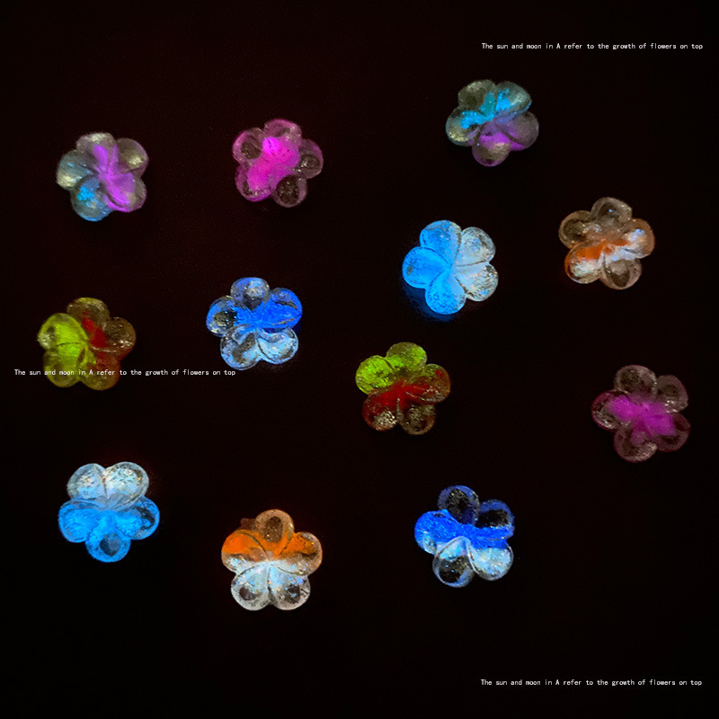 Yiwu new oil painting five-petal flower nail accessories European and American Flash luminous nail accessories nail accessories mixed