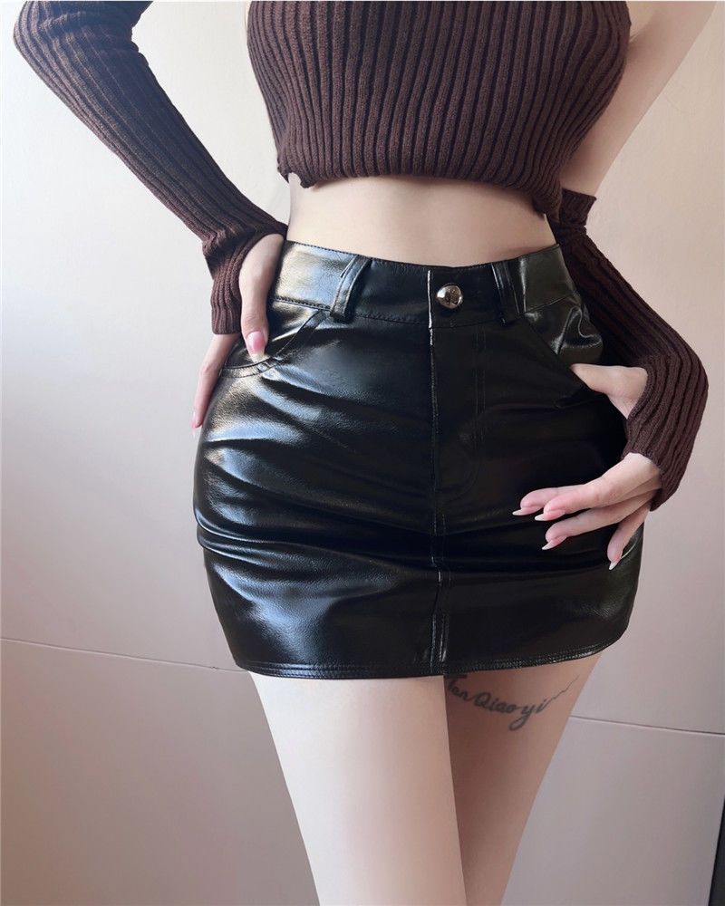 Chic Skirt for Modern Women