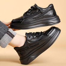 高品质真皮压花男鞋厚底板鞋秋冬季新款轻便透气软底运动休闲单鞋