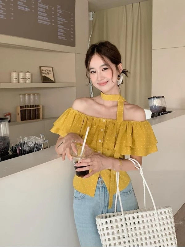 法式温柔风荷叶边一字领波点无袖衬衫女夏季独特别致修身显瘦上衣