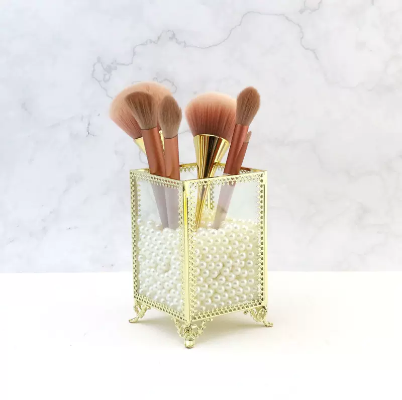 Glass brush, metal storage system, internet celebrity