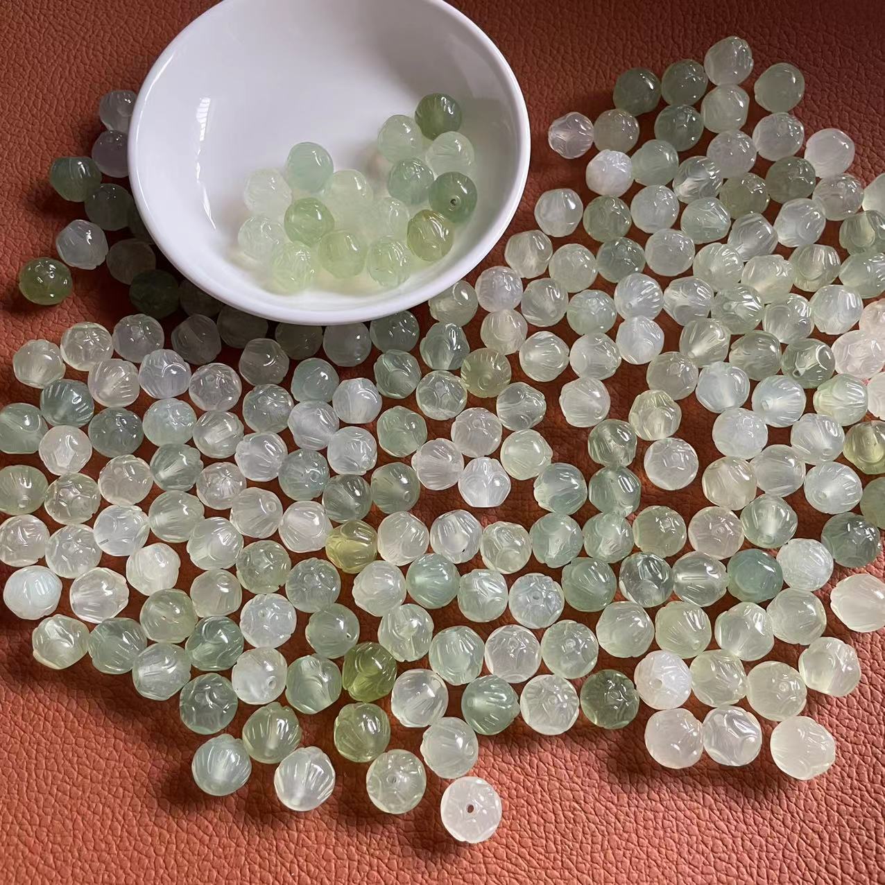 玉石莲花珠子通孔