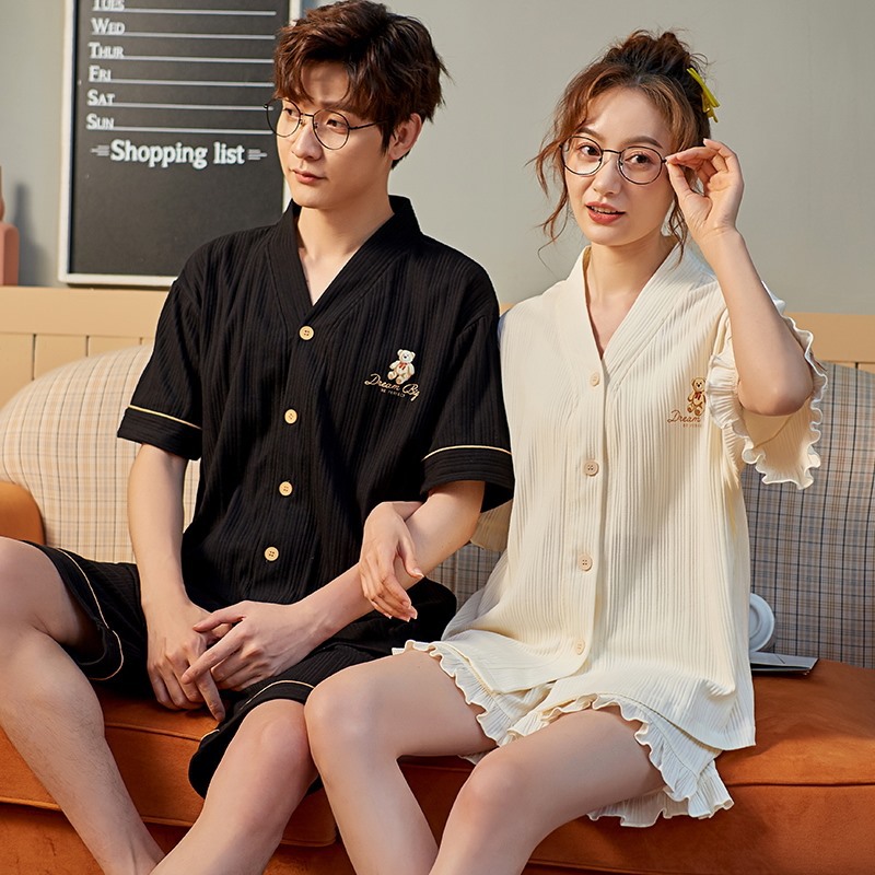 Pijamas de pareja pantalones cortos de manga corta de algodón de verano los hombres de moda delgada de las mujeres pueden usar fuera de kimono más el tamaño homewear