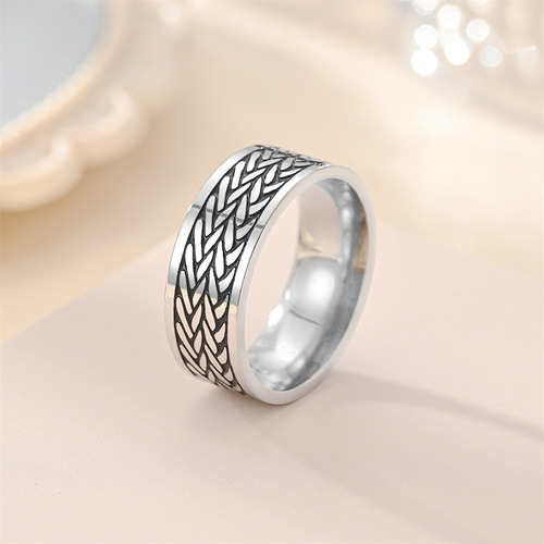 Vintage European and American Style Titanium Steel Ring, Fashion Engraved and Oiled Men's Finger Ring, Amazon Hiyin Supply Wholesale