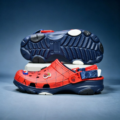 2025 new Spider-Man collaboration collection: slip-on clogs, unisex beach sandals and flip-flops, model 208782