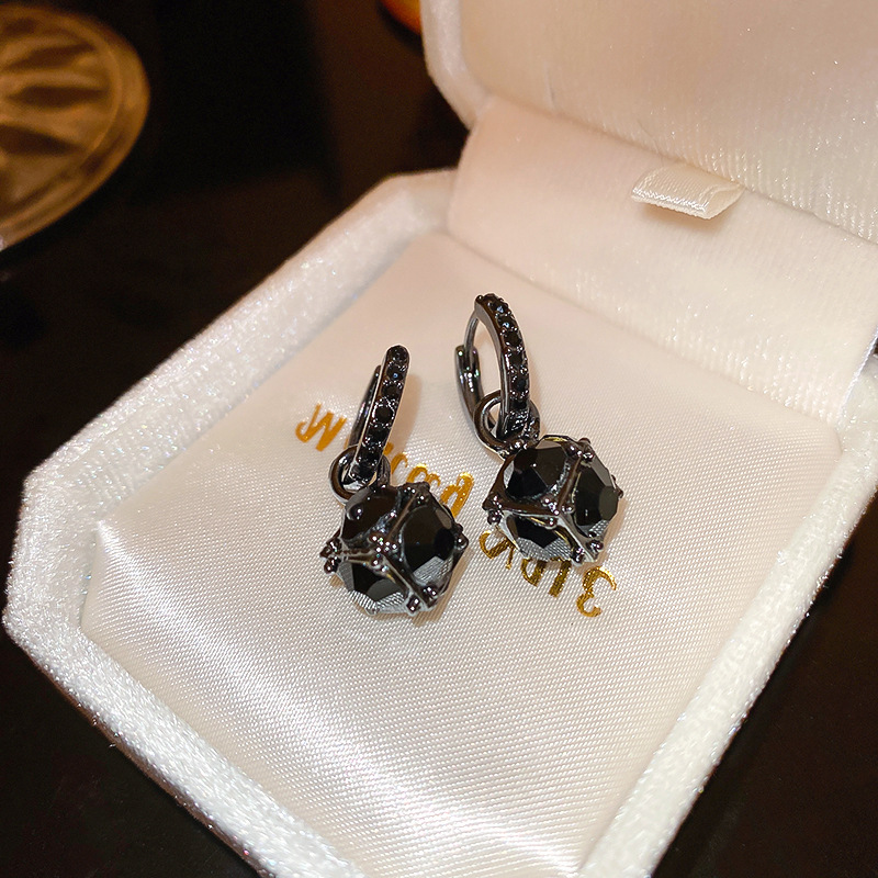 geometric fashionable design creative earrings