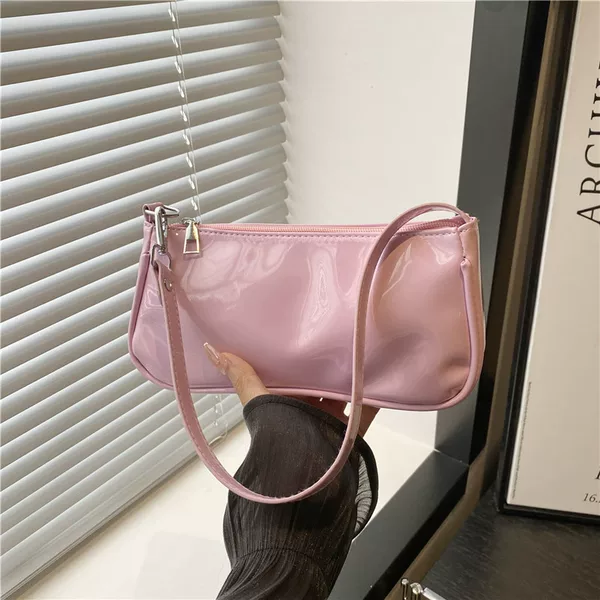 Fashionable Textured Underarm Bag for Women 2026 Summer New Handheld Shoulder Bag Stylish Casual Simple Commuting Bag