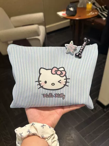 High-Appearance-Value Hello Kitty Striped Makeup Bag, Lazy and Simple Large-Capacity Clutch Bag, Versatile Cartoon Multi-Functional Bag