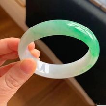 阳绿翡翠手镯子少女款冰种缅甸玉石正圈豆绿单色冰糯种飘绿玉手镯