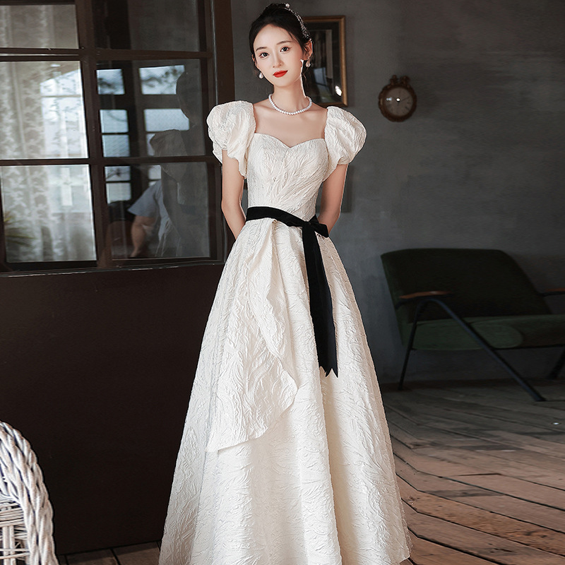Vestido de noche de satén blanco, estilo francés transfronterizo, estilo princesa, novedad de otoño y verano 2026