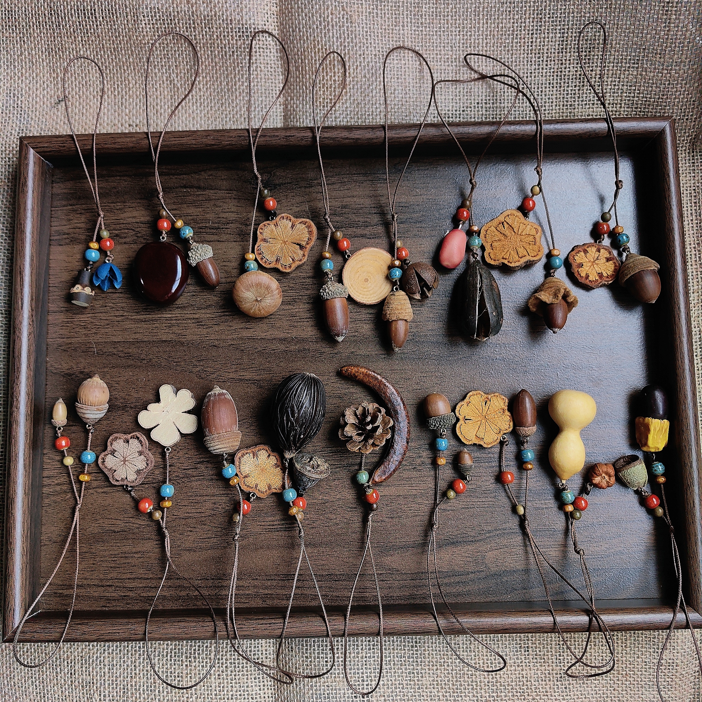 Original Handmade Fruit Shell Herbal Medicine Acorn Plant Fruit Wooden Pendant Phone Chain Lanyard New Pendant Keychain