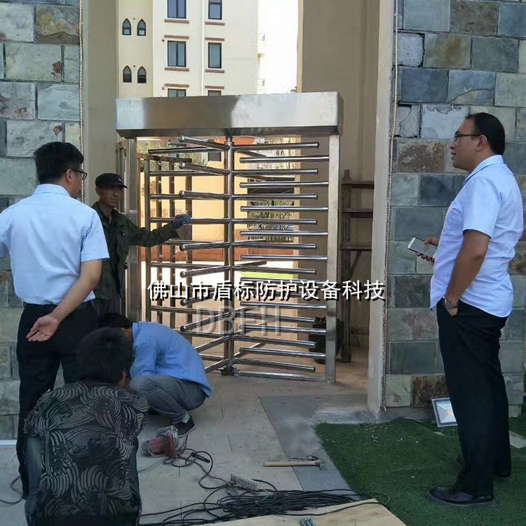 小区全封闭式旋转门铁路工程入口考勤人行通道门监狱全高十字转闸